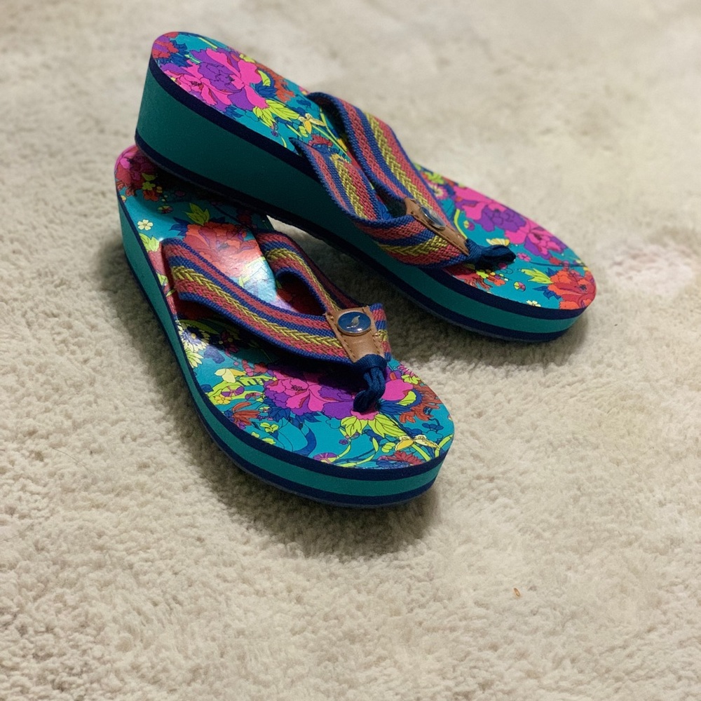 Sakroots Platform Sandals - Picture 2 of 9